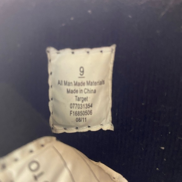 Child Size 9 Target Snow Boots. In Great Used Condition. Black Orange Winter - Picture 7 of 7